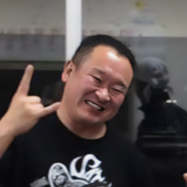 トレーナー 高柳　慎